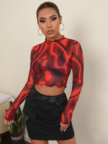  Random Print Scallop Trim Crop Tee