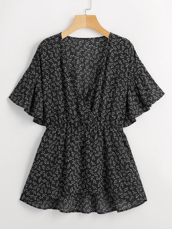Plus Ditsy Floral Wrap Smock Blouse