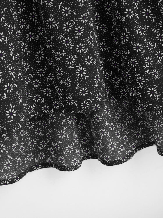 Plus Ditsy Floral Wrap Smock Blouse