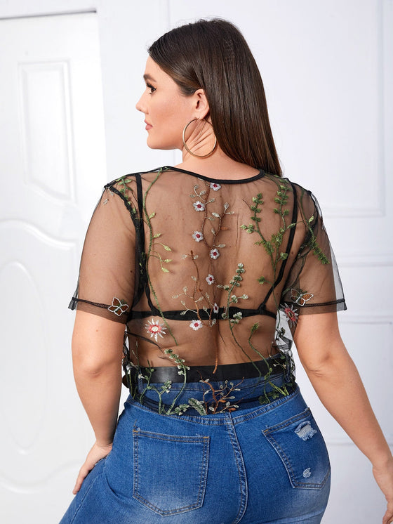 Plus Floral Embroidery Lace Top Without Bra
