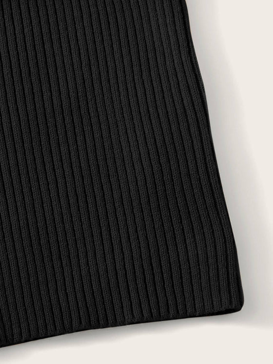 Ribbed V Neck Crop Top