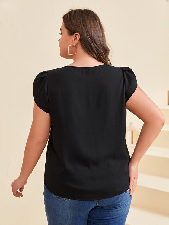 Plus Petal Sleeve Fold Pleated Top
