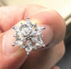 1pair Glamorous Rhinestone Flower Stud Earrings
