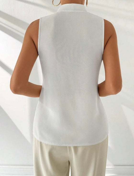 Women's Summer Simple & Elegant 3D Floral V-Neck Sleeveless Blouse Business Women Clothes