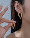 1pair Fashionable And Delicate Teardrop-Shaped Stud Earrings