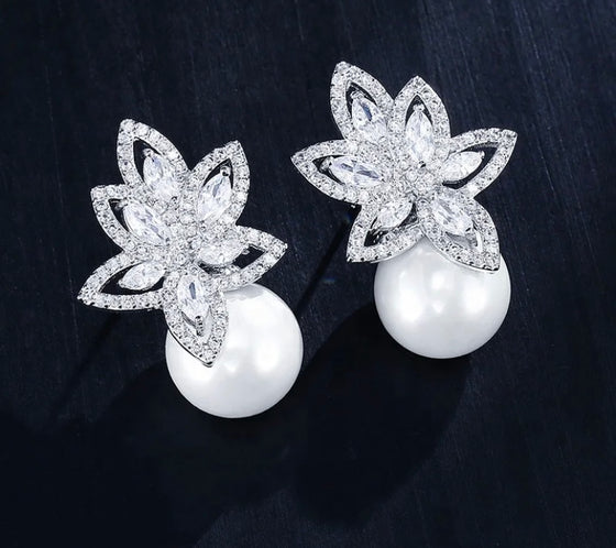 New Fashion Flower cubic zirconia CZ Pearl stud Earrings for bridal jewelry