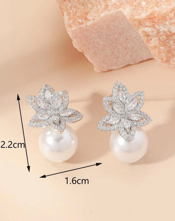 Cubic Zirconia Decor Stud Earrings