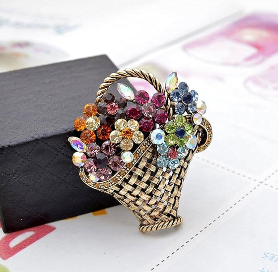Vintage look gold plated basket flowers brooch suit coat broach pin collar