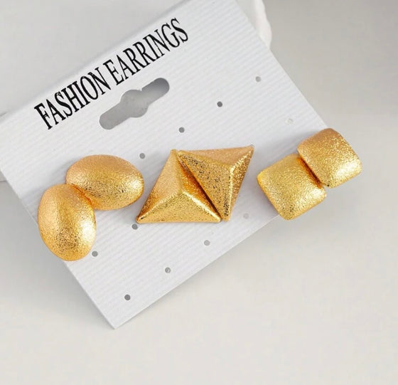 Fashionable Matte Gold Irregular Earrings Set