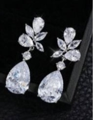  2pcs Fashionable Elegant Cubic Zirconia Bridal Earrings