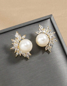  2pcs Fashionable Cubic Zirconia & Faux Pearl Decor Stud Earrings