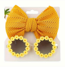  2pcs Butterfly Hair Band And Round Flower Sunglasses
