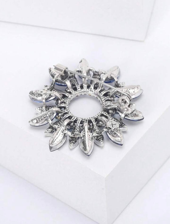 1 Piece Brooch Fashionable Rhinestone, Flower Design For Women Daily Wear