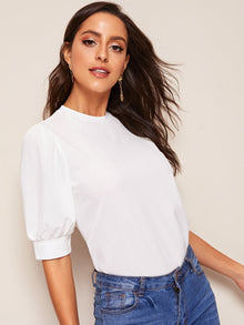  Keyhole Back Mock neck Puff Sleeve Top