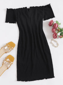  Plus V bar Off Shoulder Lettuce Edge Dress