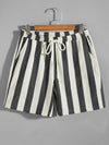 Men Drawstring Waist Two Tone Striped Shorts