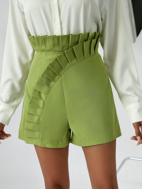 Privé Solid Ruffle Trim Shorts